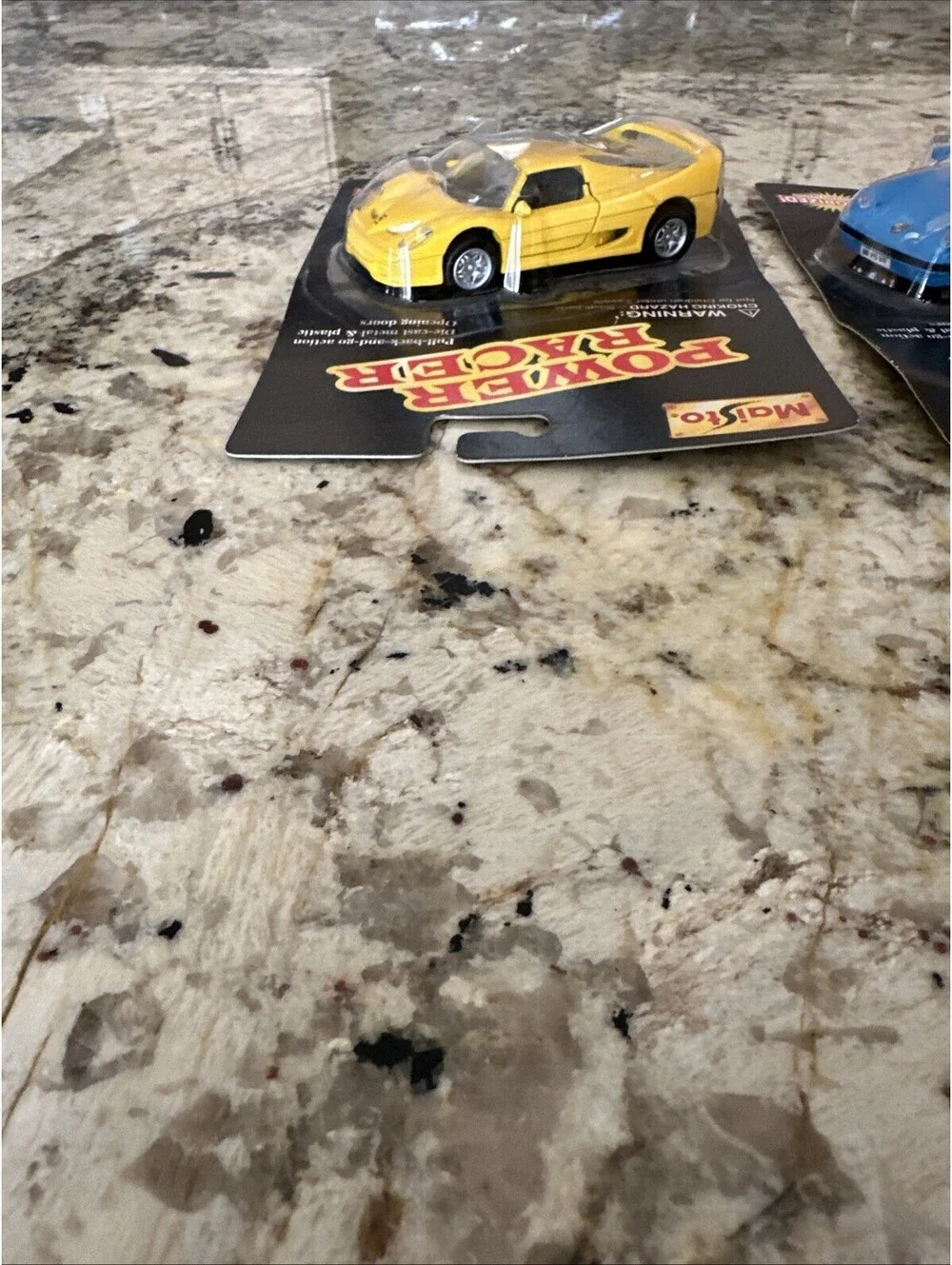 2x Maisto Power Racers A Ferrari & A Porsche NEW + FAST SHIPPING